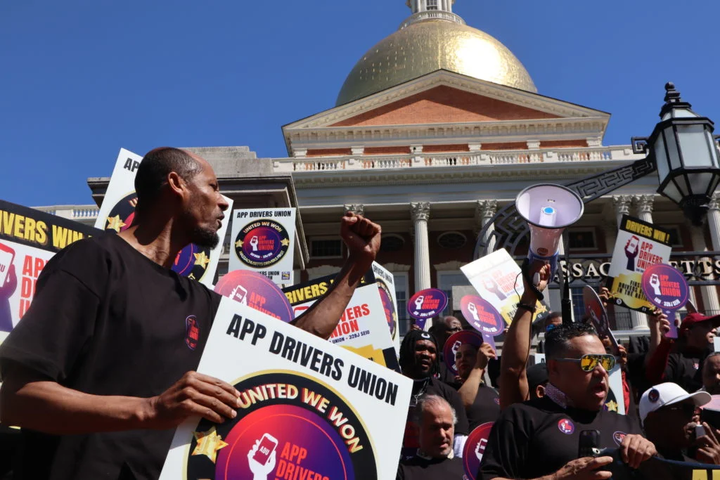 Massachusetts Drivers Achieve Milestone with First Statewide Ride-Hailing Union Certification