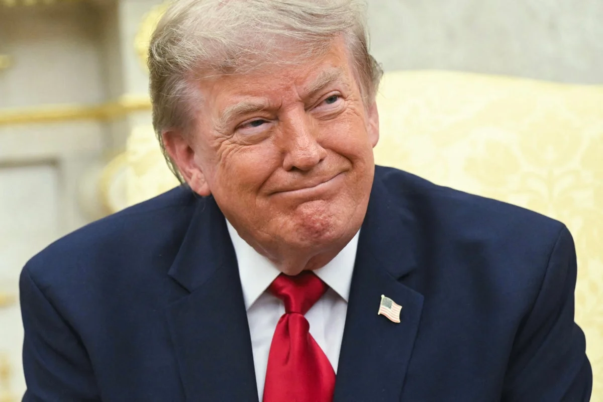 Trump circles the Strait of Hormuz on map and proclaims it as ‘new US territory’