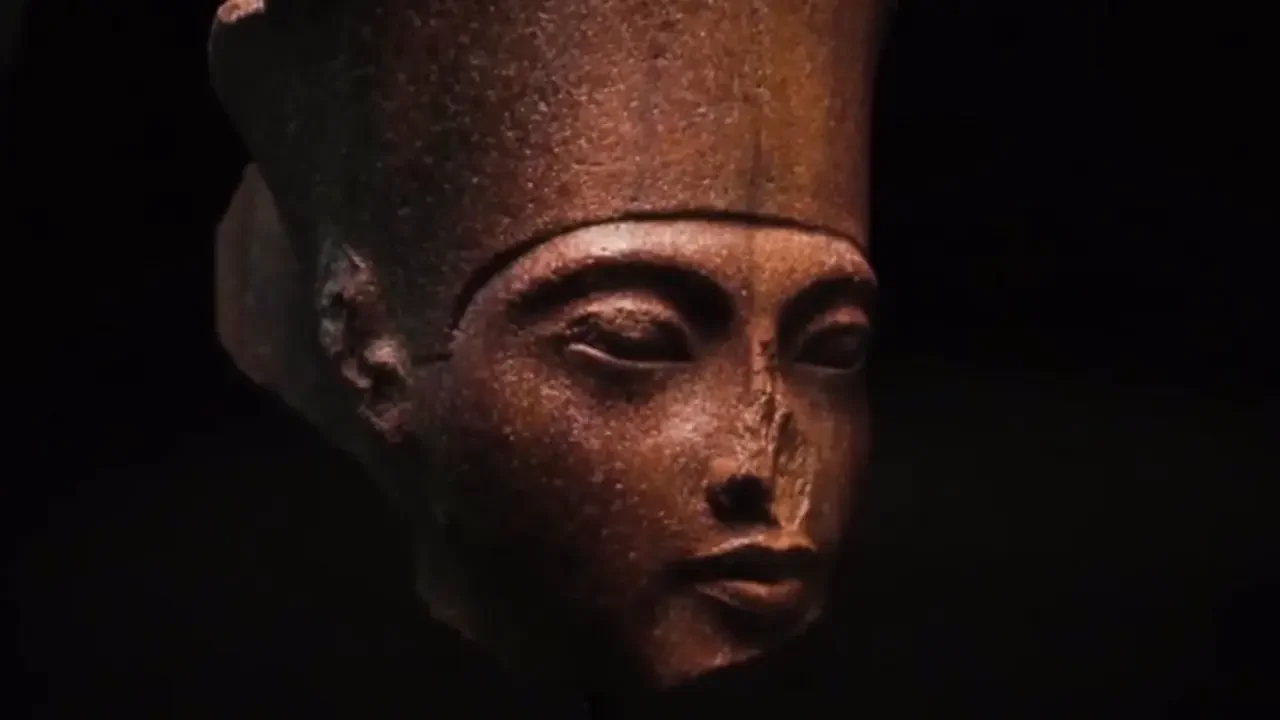 Antiquities specialist explains ownership history of Tutankhamun bust before sale at Christie's Auction House
