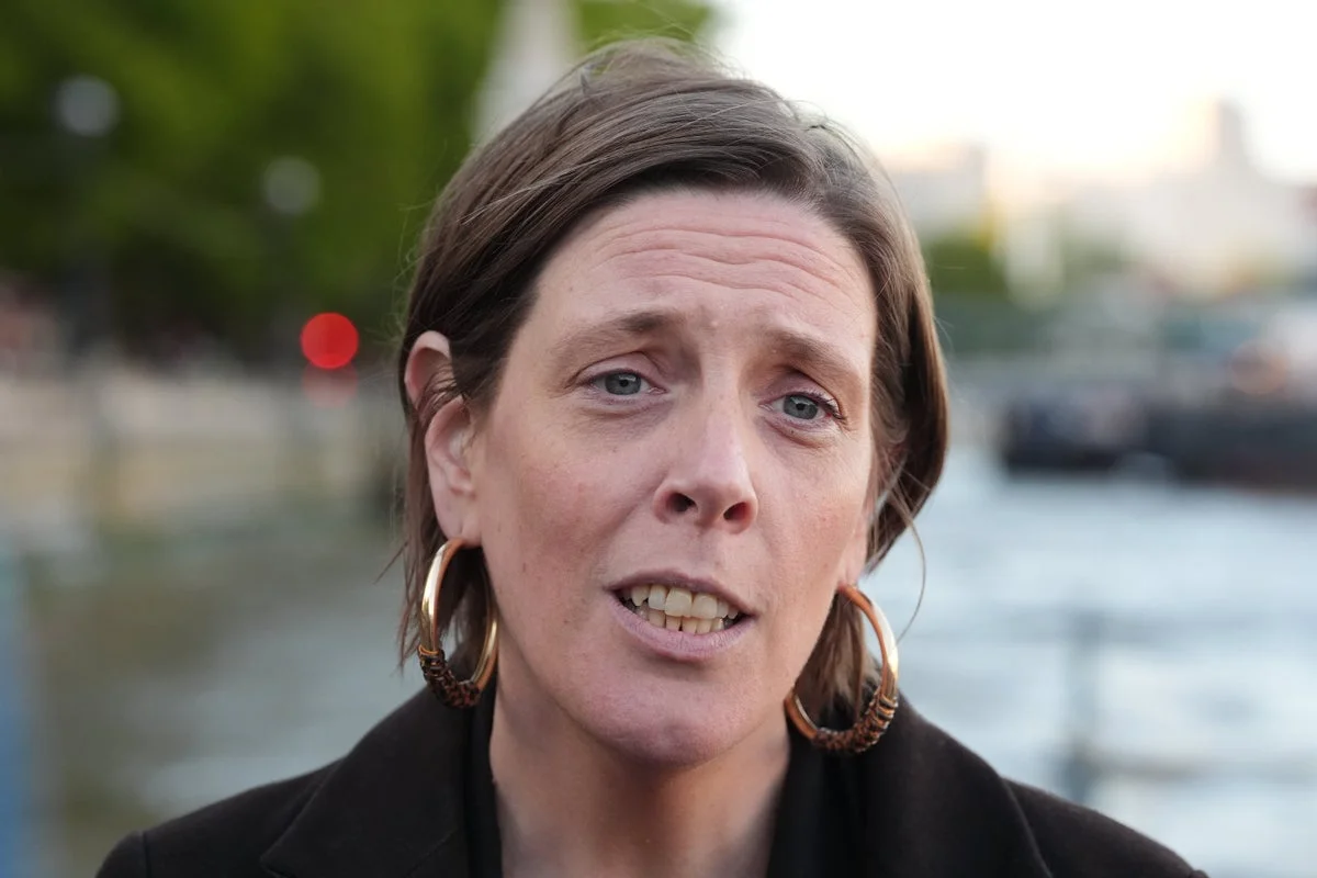 Jess Phillips Considered Resigning Amid Concerns Regarding Mandelson
